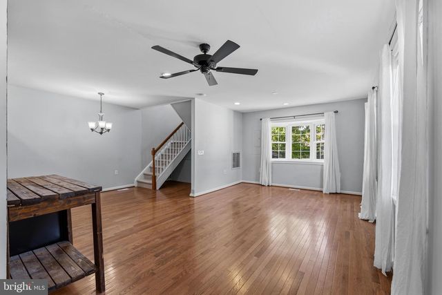 15 ELMHURST PL, Wilmington, DE 19804