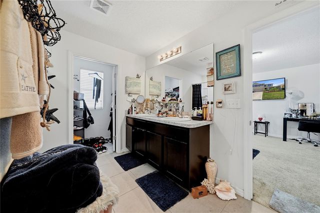 8128 HARWICH PORT LANE, Gibsonton, FL 33534