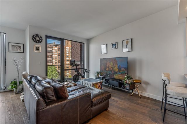 10706 Queens Blvd Apt 6H, New York City, NY 11375