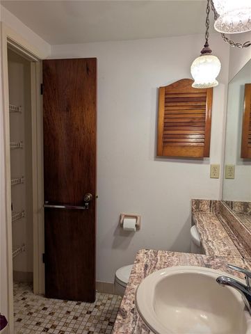 7800 BROOKRIDGE DRIVE, Port Richey, FL 34668