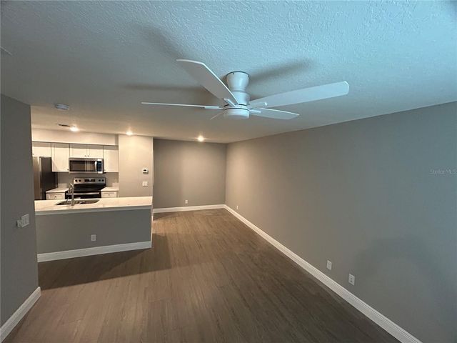 3024 PARKWAY BLVD 203, Kissimmee, FL 34747