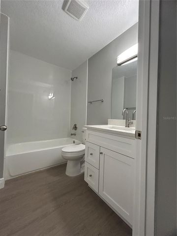 3024 PARKWAY BLVD 203, Kissimmee, FL 34747