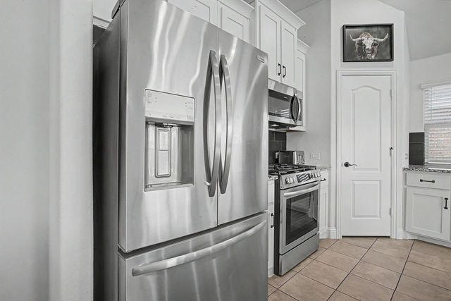 1004 Deer Ridge Drive, Crowley, TX 76036
