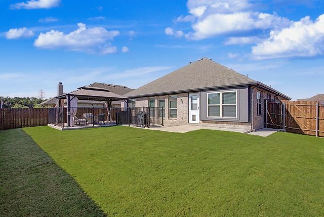 1004 Deer Ridge Drive, Crowley, TX 76036