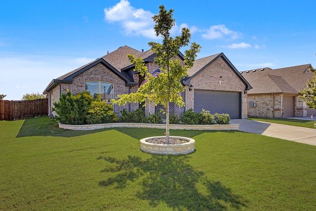 1004 Deer Ridge Drive, Crowley, TX 76036