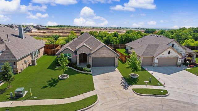 1004 Deer Ridge Drive, Crowley, TX 76036