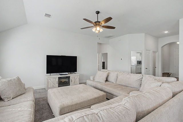1004 Deer Ridge Drive, Crowley, TX 76036