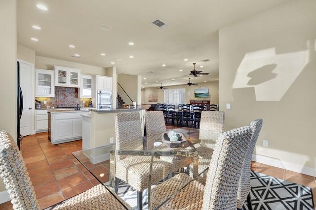 1745 Lakeside DR W, Canyon Lake, TX 78133