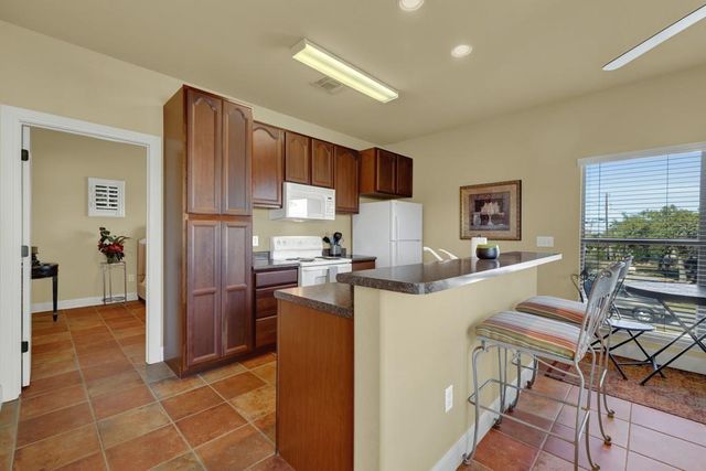 1745 Lakeside DR W, Canyon Lake, TX 78133