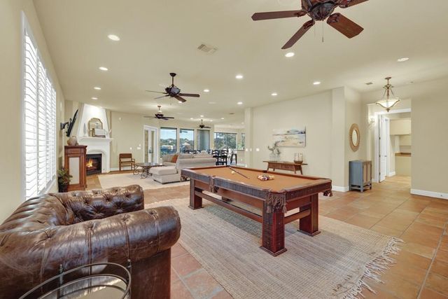 1745 Lakeside DR W, Canyon Lake, TX 78133