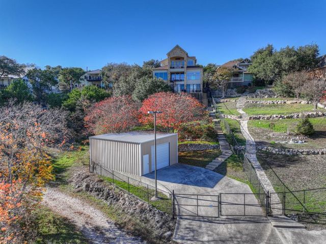 1745 Lakeside DR W, Canyon Lake, TX 78133