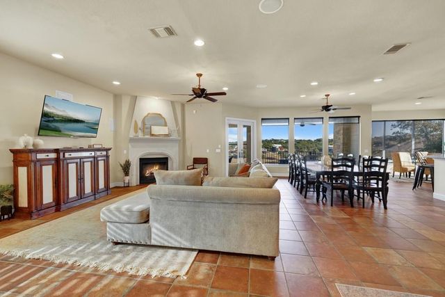 1745 Lakeside DR W, Canyon Lake, TX 78133