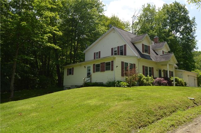 3244 Maple Ln, Jamestown, PA 16134