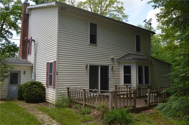 3244 Maple Ln, Jamestown, PA 16134