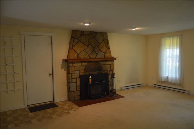 3244 Maple Ln, Jamestown, PA 16134