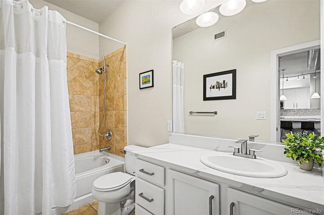 10111 Inverness Main Street 309, Englewood, CO 80112