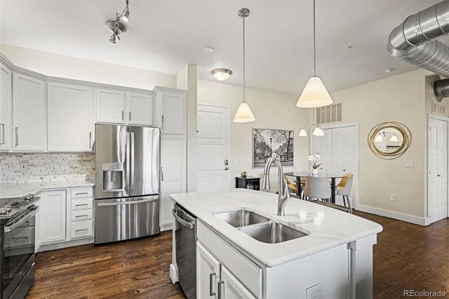 10111 Inverness Main Street 309, Englewood, CO 80112