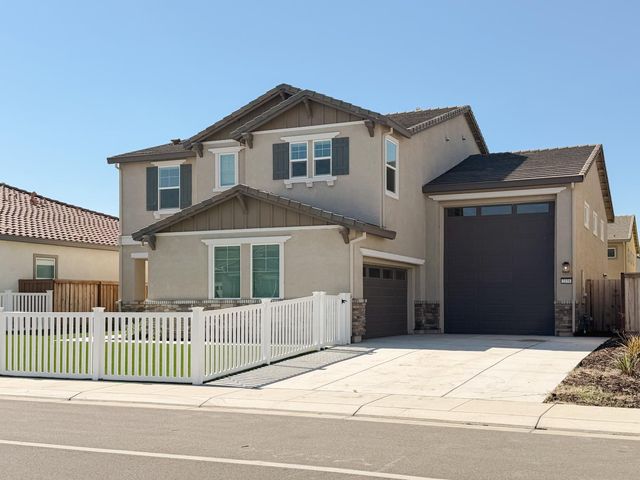2158 Geneva Way, Manteca, CA 95337
