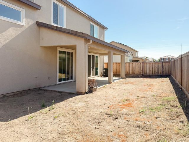 2158 Geneva Way, Manteca, CA 95337