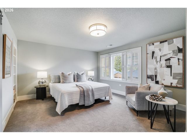 210 NORTHSHORE Rd, Lake Oswego, OR 97034