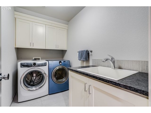 210 NORTHSHORE Rd, Lake Oswego, OR 97034