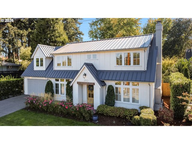 210 NORTHSHORE Rd, Lake Oswego, OR 97034