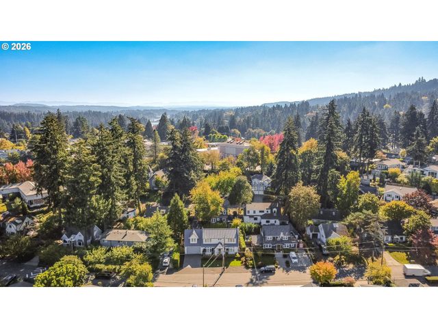 210 NORTHSHORE Rd, Lake Oswego, OR 97034