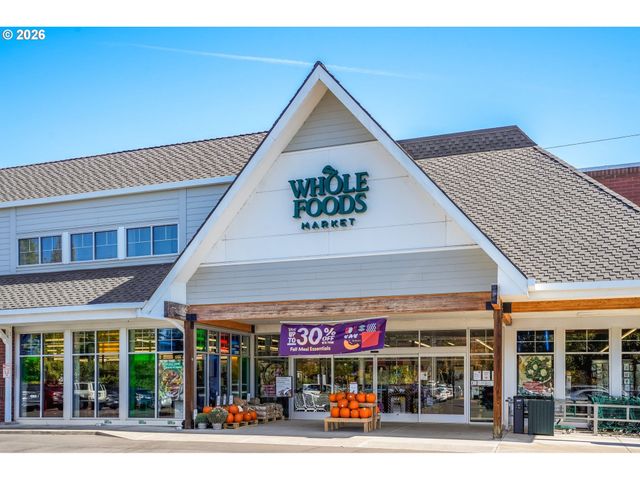 210 NORTHSHORE Rd, Lake Oswego, OR 97034
