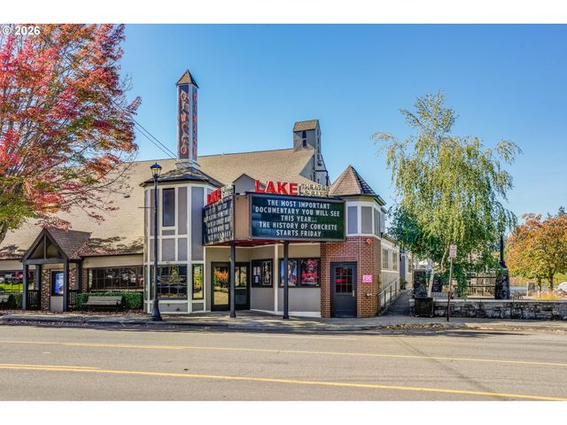 210 NORTHSHORE Rd, Lake Oswego, OR 97034