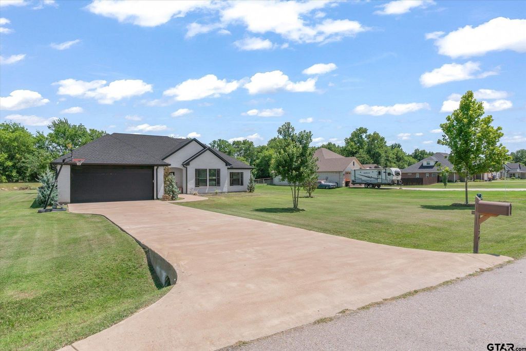 179 Private Road 8641, Canton, TX 75103