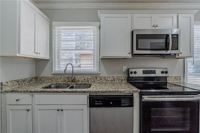 1255 Glen Forest Way, Decatur, GA 30032