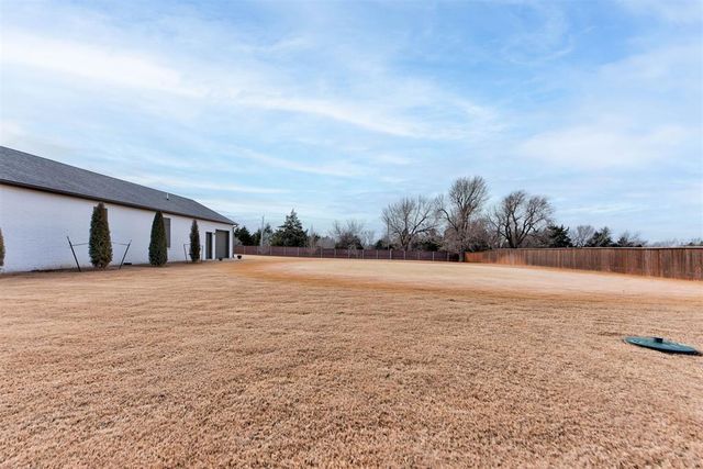 2364 NW 220th Terrace, Edmond, OK 73025