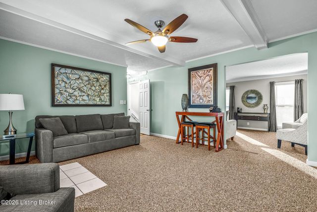 4220 Telovi Ct, Louisville, KY 40241