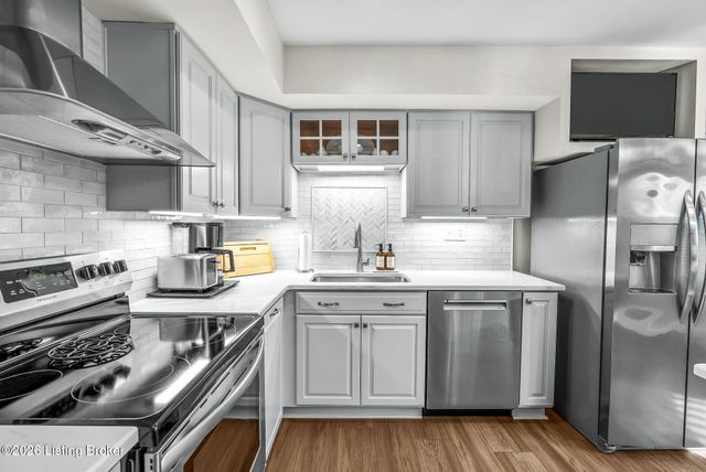 4220 Telovi Ct, Louisville, KY 40241