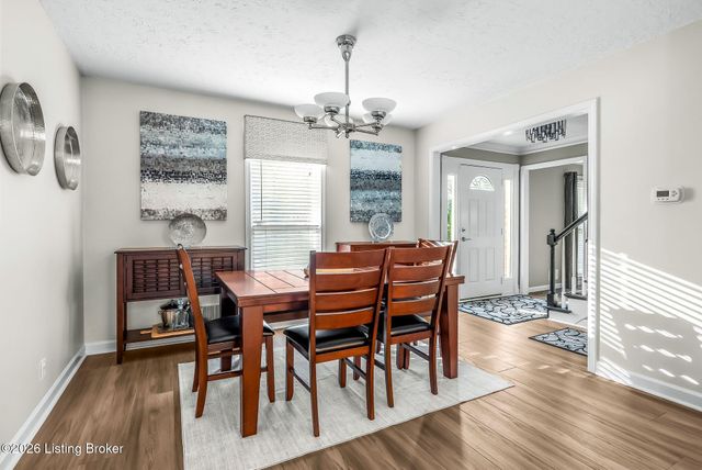 4220 Telovi Ct, Louisville, KY 40241