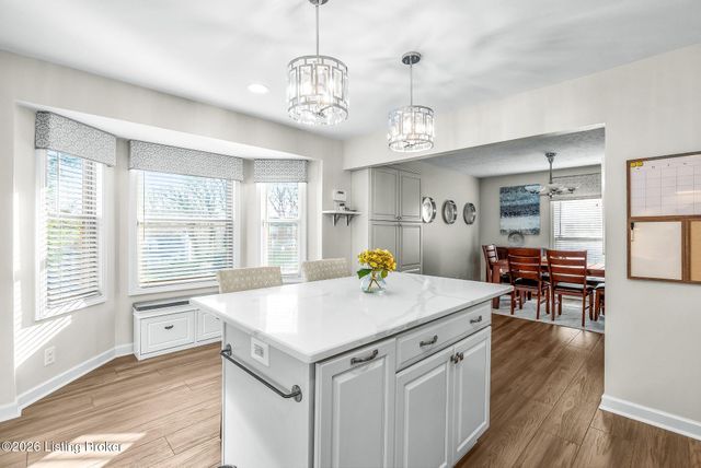 4220 Telovi Ct, Louisville, KY 40241