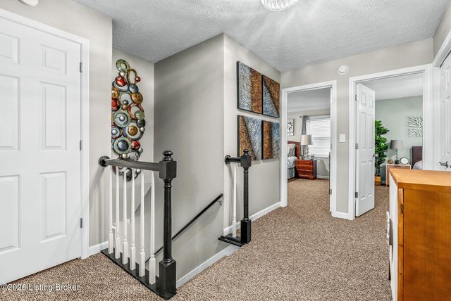 4220 Telovi Ct, Louisville, KY 40241