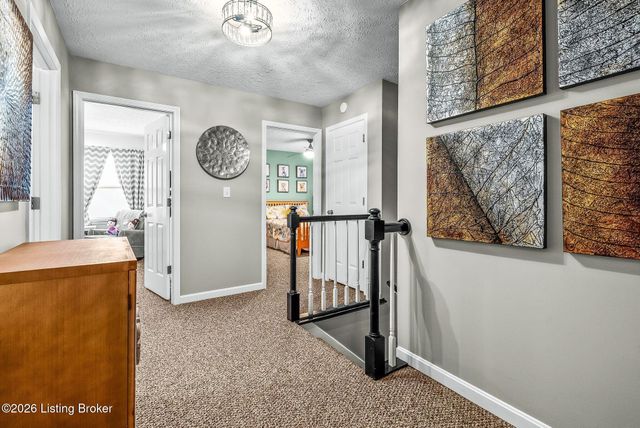 4220 Telovi Ct, Louisville, KY 40241