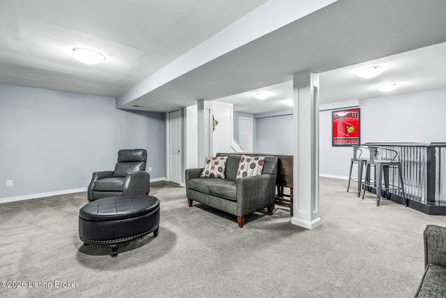 4220 Telovi Ct, Louisville, KY 40241