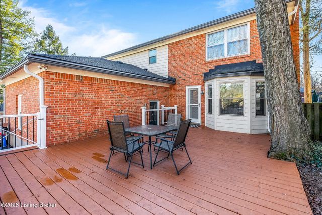 4220 Telovi Ct, Louisville, KY 40241