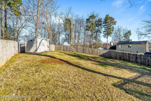 4220 Telovi Ct, Louisville, KY 40241