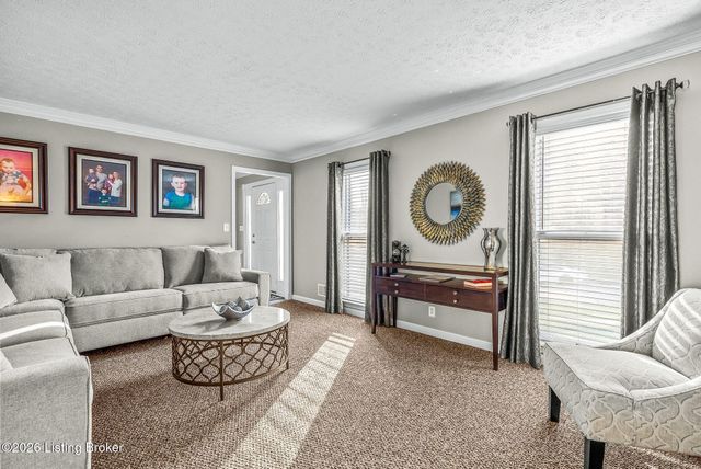 4220 Telovi Ct, Louisville, KY 40241