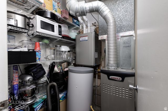 110 MILL RD, Layton, UT 84041