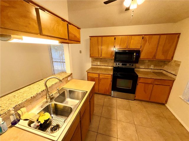 2177 Glenwood Dr, Ingleside, TX 78362