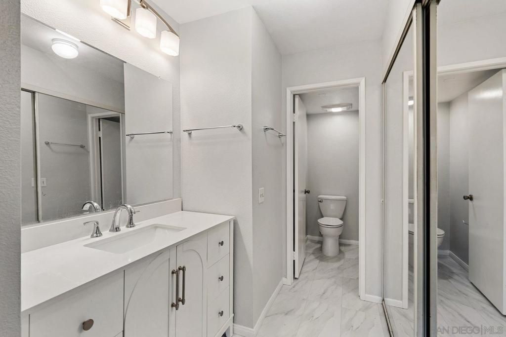 Image 14 of property listing at 7330 Calle Cristobal 88, San Diego, CA 92126