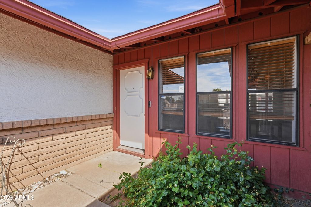 2202 E HAMPTON Avenue, Mesa, AZ 85204 — photo 2