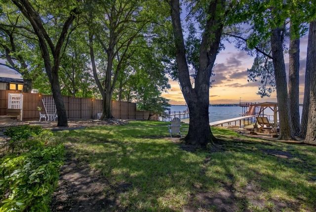 10118 Lakeview Street, Payne Springs, TX 75156