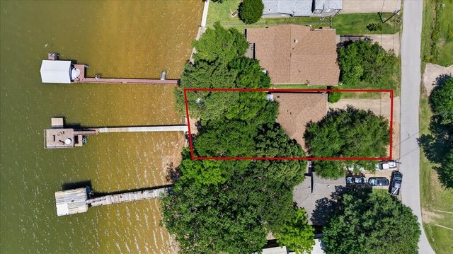 10118 Lakeview Street, Payne Springs, TX 75156