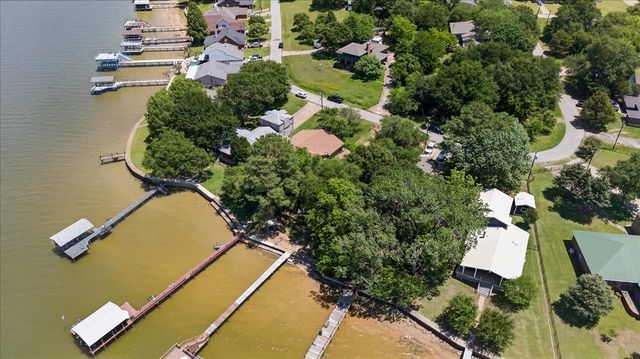 10118 Lakeview Street, Payne Springs, TX 75156
