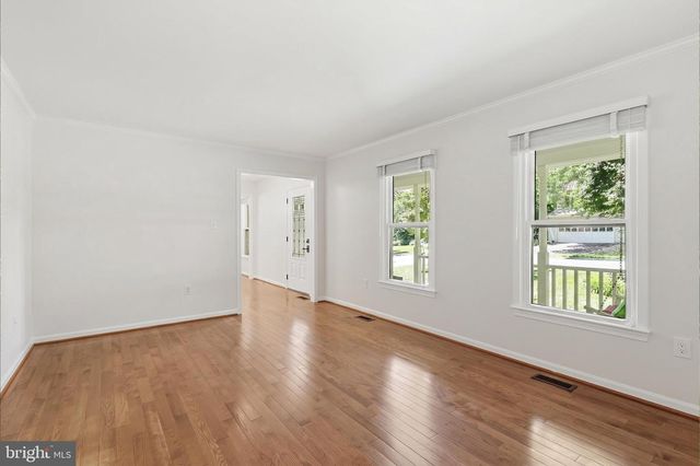 105 CUNNINGHAM PARK CT SE, Vienna, VA 22180